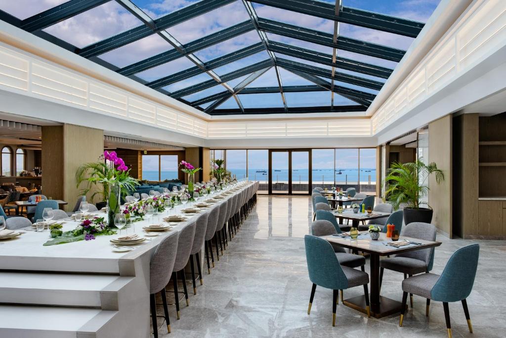 Admiral Hotel Manila - MGallery Collection 