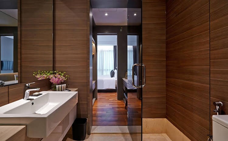 V E Hotel & Residence 